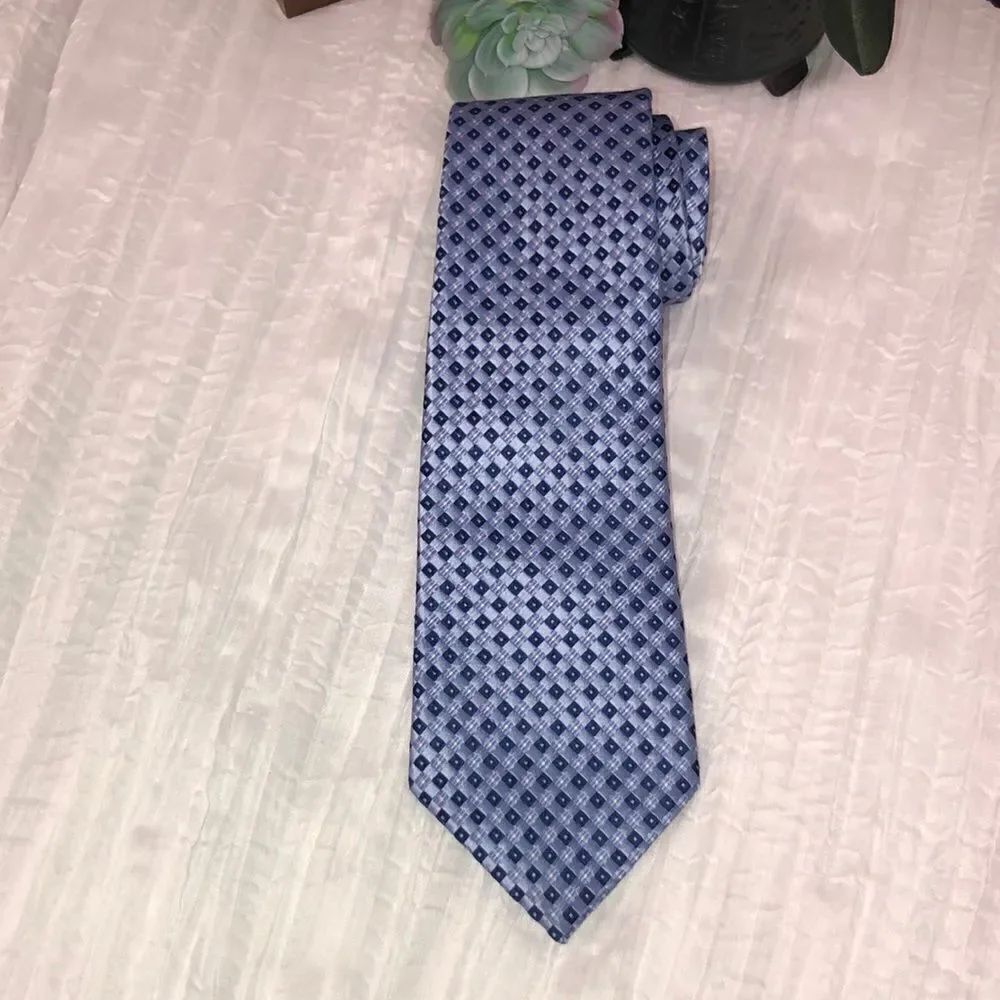 Jones NY Light Blue Navy White Tiny Squares Textured Silk Tie